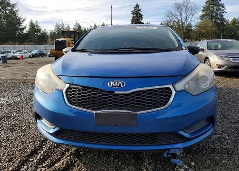 2014 Kia Forte Lx z USA, uszkodzony, nr VIN KNAFX4A66E5094957